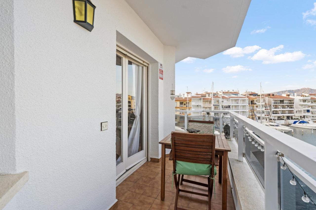 Welcs Apartamento 055 Emp Con Terraza Y Vistas Al Canal Empuriabrava Extérieur photo
