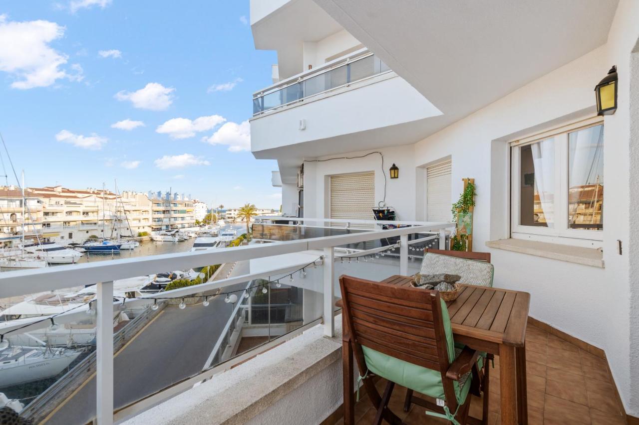 Welcs Apartamento 055 Emp Con Terraza Y Vistas Al Canal Empuriabrava Extérieur photo